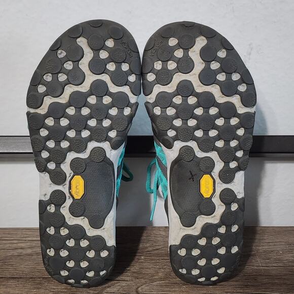 New Balance Minimus 10v1 Women's Barefoot Trail Running Shoes Size 7.5 Teal - Picture 6 of 9